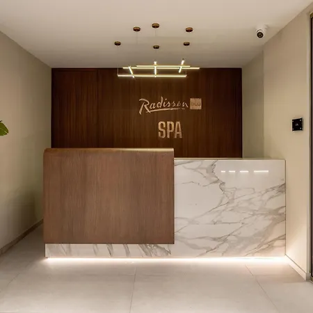 Radisson Blu Hotel, 4* Florenz