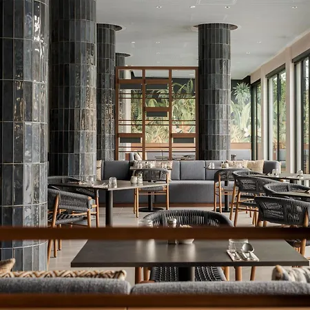 Hotel Radisson Blu Hotel, 4*