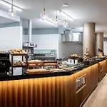 Radisson Blu Hotel, Hotel