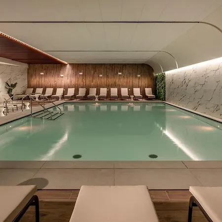 Hotel Radisson Blu Hotel, 4*