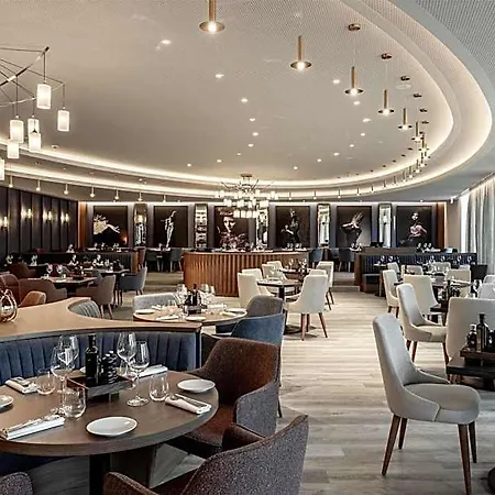 מלון Radisson Blu Hotel,