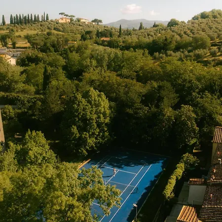 Radisson Blu Hotel, 4*
