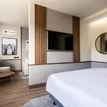Ξενοδοχείο Radisson Blu Hotel, 4*