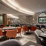 Radisson Blu Hotel, Ξενοδοχείο 4*