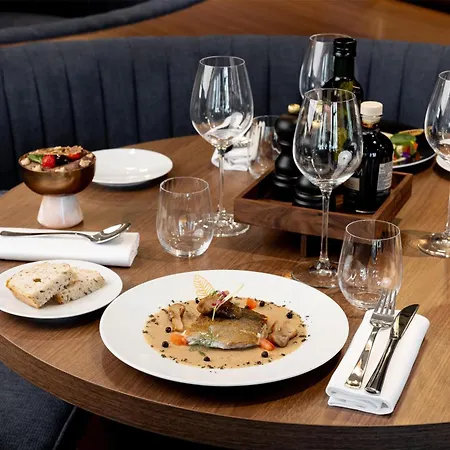 Radisson Blu Hotel, 4* Florencia