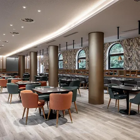 Radisson Blu Hotel, 4*