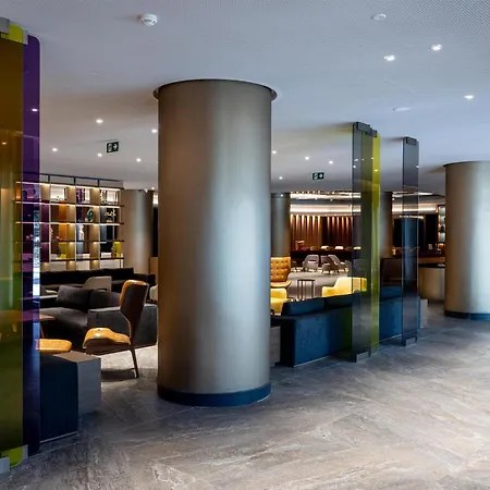 Отель Radisson Blu Hotel, 4*