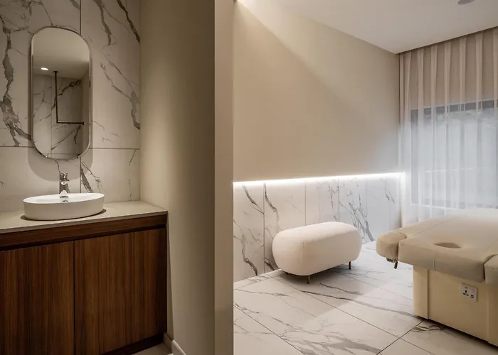 Ξενοδοχείο Radisson Blu Hotel, 4*